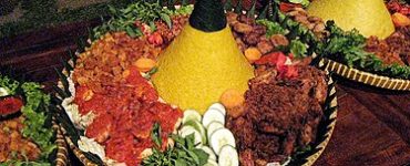 tumpeng