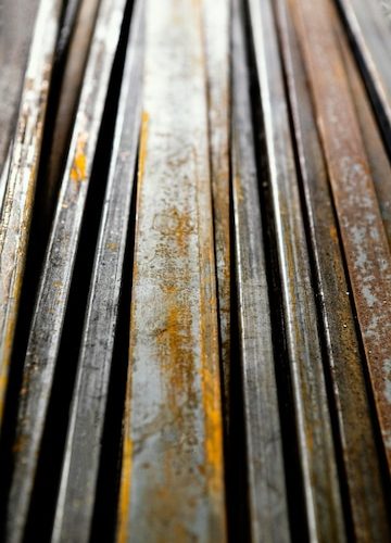 Bangunan Kuat Berawal dari Besi Siku Berkualitas – Temukan di Sidoarjo!