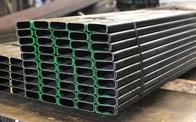 Proyek Lancar, Dompet Aman! Supplier Besi CNP Sidoarjo Solusinya!