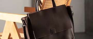 Produksi Tas Seminar dengan Logo Perusahaan – Tampilan Profesional & Elegan!