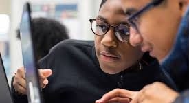 Bikin Nilai Naik? Begini Cara Internet Membantu Pelajar Belajar Lebih Mudah