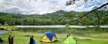 https://hilltopcamplembang.com/tempat-camping-di-lembang-bandung-murah/