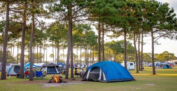 https://hilltopcamplembang.com/tempat-camping-di-lembang-bandung-murah/