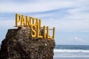 Paket Wisata 1 Hari dari Solo ke Jogja